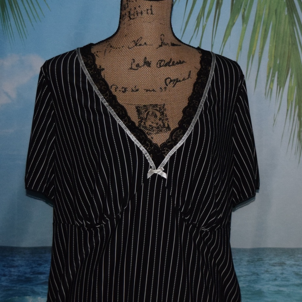 NWT Women's Striped Pajama Capri Set - 1X